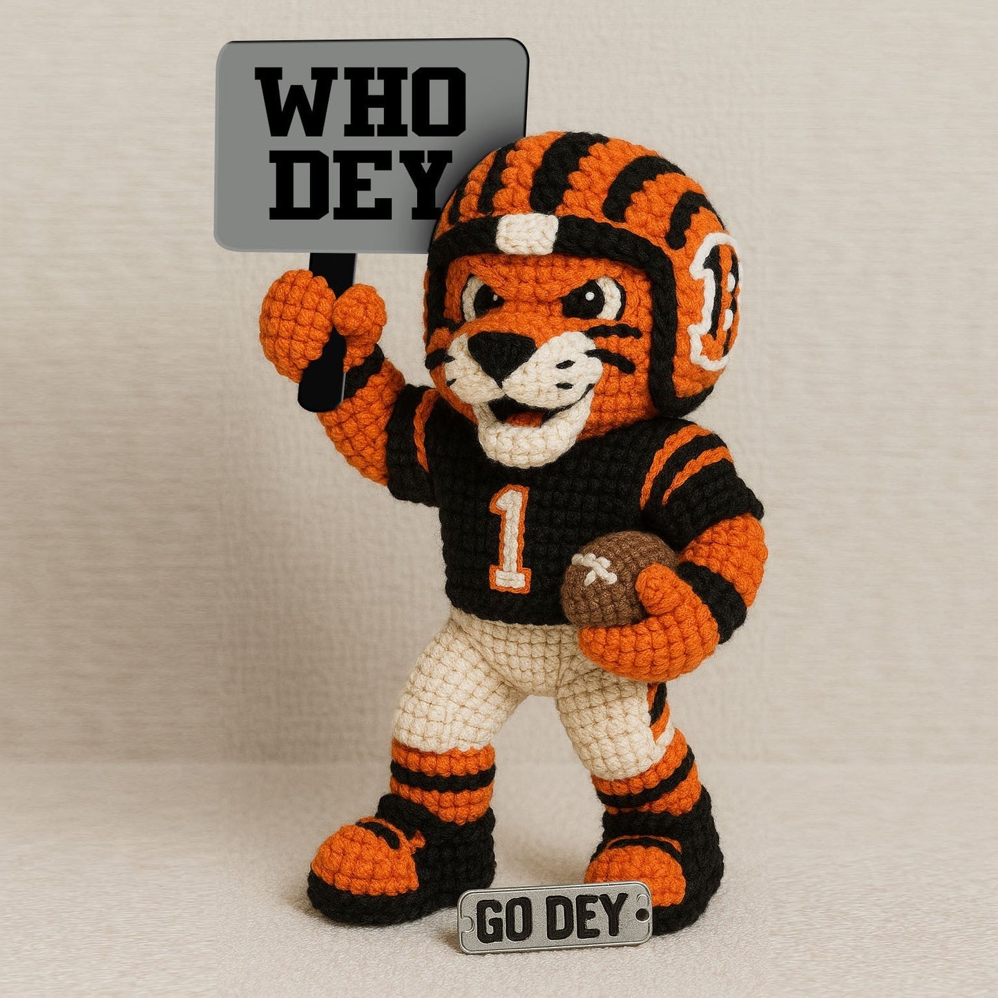LIMITED EDITION - NEW PREMIUM NFL16 CCB CINCINNATI BENGALS HANDMADE CROCHET