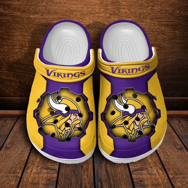 LIMITED EDITION - NEW CUSTOMIZED NFL05 MVK MINNESOTA VIKINGS CLOGS