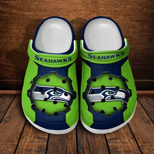 LIMITED EDITION - NEW CUSTOMIZED NFL06 SSH SEATTLE SEAHAWKS CLOGS