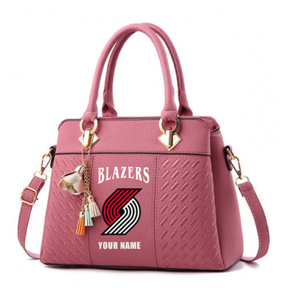 LIMITED EDITION - NEW CUSTOMIZED NBA22 PT PORTLAND TRAIL BLAZERS WOMEN'S HANDBAGS MULTICOLOR