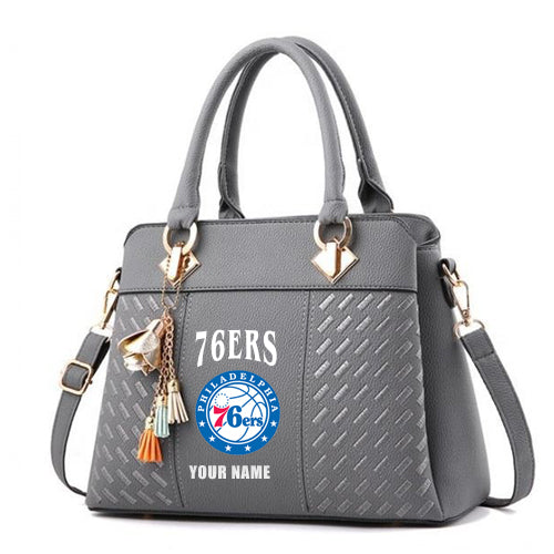 LIMITED EDITION - NEW CUSTOMIZED NBA26 P76 PHILADELPHIA 76ERS WOMEN'S HANDBAGS MULTICOLOR