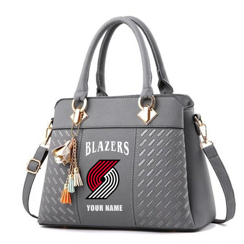 LIMITED EDITION - NEW CUSTOMIZED NBA22 PT PORTLAND TRAIL BLAZERS WOMEN'S HANDBAGS MULTICOLOR