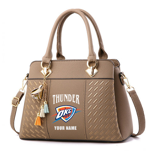 LIMITED EDITION - NEW CUSTOMIZED NBA01 OC OKLAHOMA CITY THUNDER WOMEN'S HANDBAGS MULTICOLOR