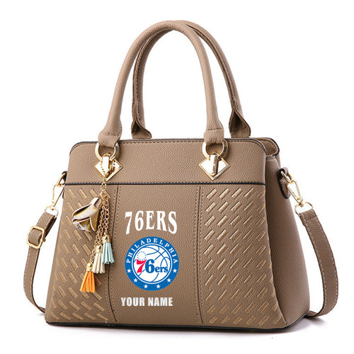 LIMITED EDITION - NEW CUSTOMIZED NBA26 P76 PHILADELPHIA 76ERS WOMEN'S HANDBAGS MULTICOLOR