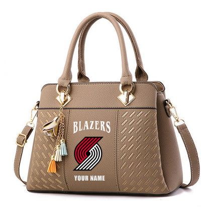 LIMITED EDITION - NEW CUSTOMIZED NBA22 PT PORTLAND TRAIL BLAZERS WOMEN'S HANDBAGS MULTICOLOR