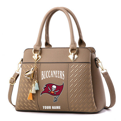 LIMITED EDITION - NEW CUSTOMIZED NFL10 TBB TAMPA BAY BUCCANEERS HANDBAG IN MULTIPLE COLORS