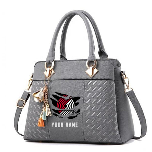LIMITED EDITION - NEW CUSTOMIZED NBA22 PT PORTLAND TRAIL BLAZERS WOMEN'S HANDBAGS MULTICOLOR