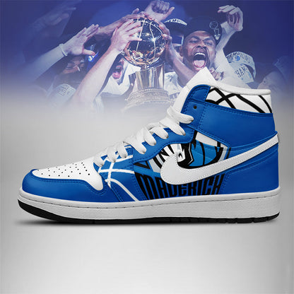 LIMITED EDITION - NEW CUSTOMIZED NBA18 DL MAVERICKS AIR JORDAN SNEAKERS