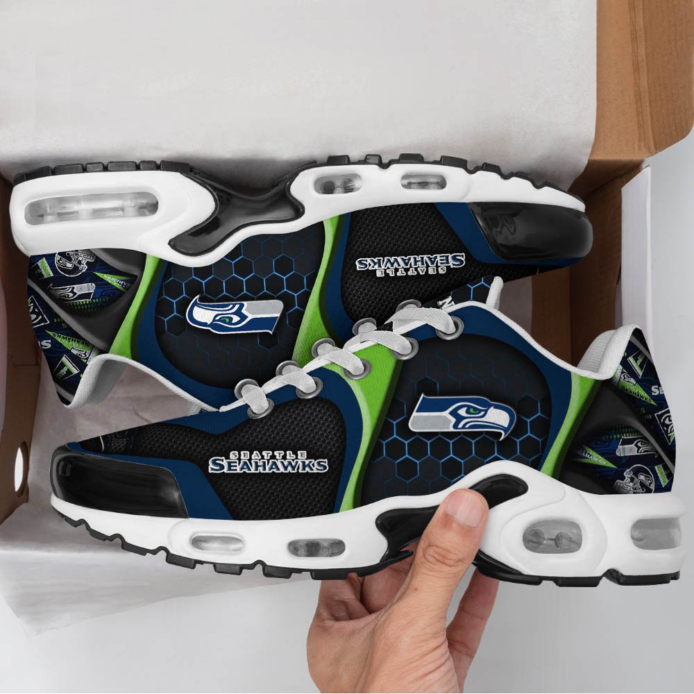 LIMITED EDITION - NEW CUSTOMIZED NFL06 SSH SEATTLE SEAHAWKS UNISEX AIR MAX PLUS SNEAKERS