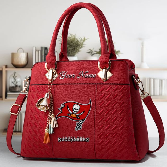 LIMITED EDITION - NEW CUSTOMIZED NFL10 TBB TAMPA BAY BUCCANEERS LUXURY HANDBAG IN MULTIPLE COLORS