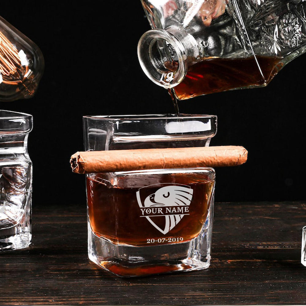 LIMITED EDITION - NEW 10 HTH PERSONALIZED WHISKEY GLASS WITH CIGAR HOLDER FOR FANS