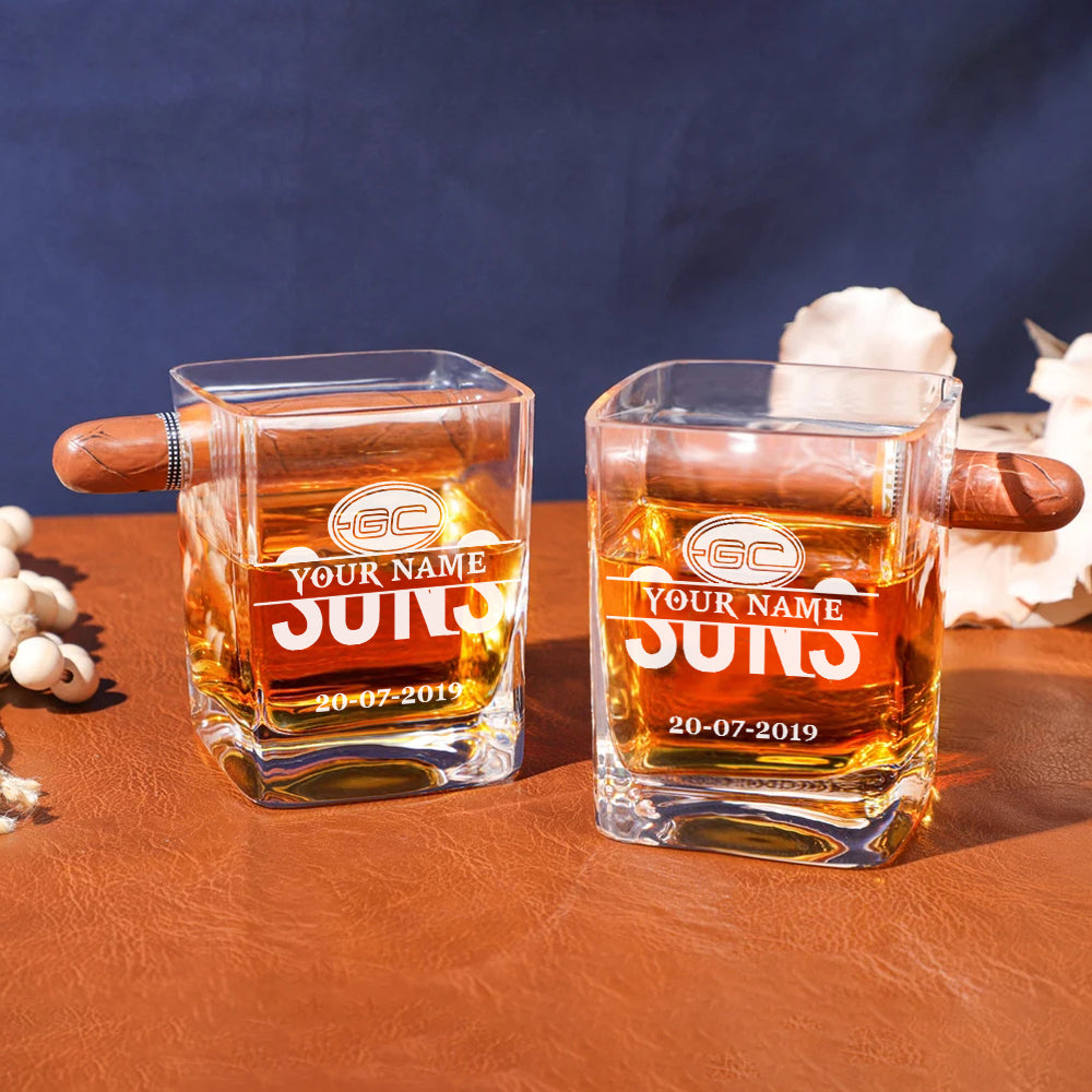 LIMITED EDITION - NEW 18 GCS PERSONALIZED WHISKEY GLASS WITH CIGAR HOLDER FOR FANS